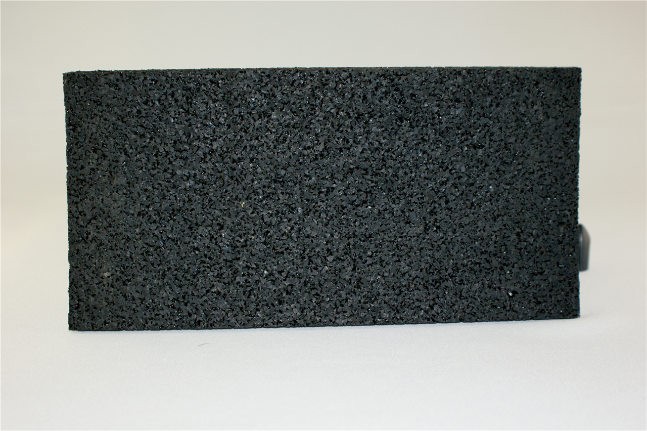 Schake 50KS08 Anti-Rutschmatte Variante: Rollware

Maße: 5 m / Breite: 250 mm