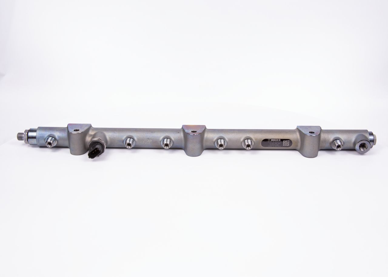 Bosch 0445226049 Verteilerrohr, Kraftstoff