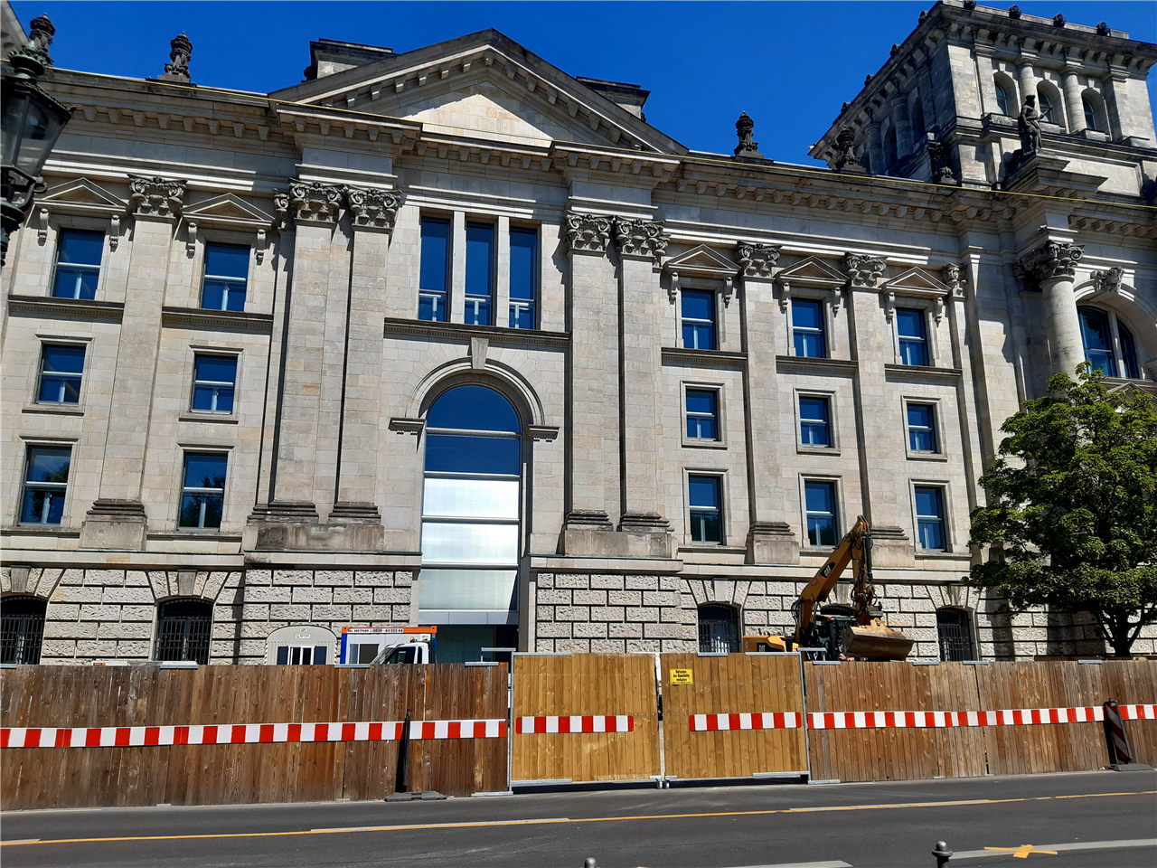 6cf487df-4236-4578-9e31-cab2764aea82