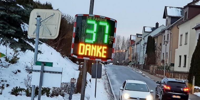 Geschwindigkeitsanzeigesystem, Speed-Display, Typ Evolis, Solarkomplettsystem