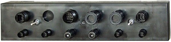 HELLA 8JE 340 060-011 Verbindungs-/Verteilerstück
