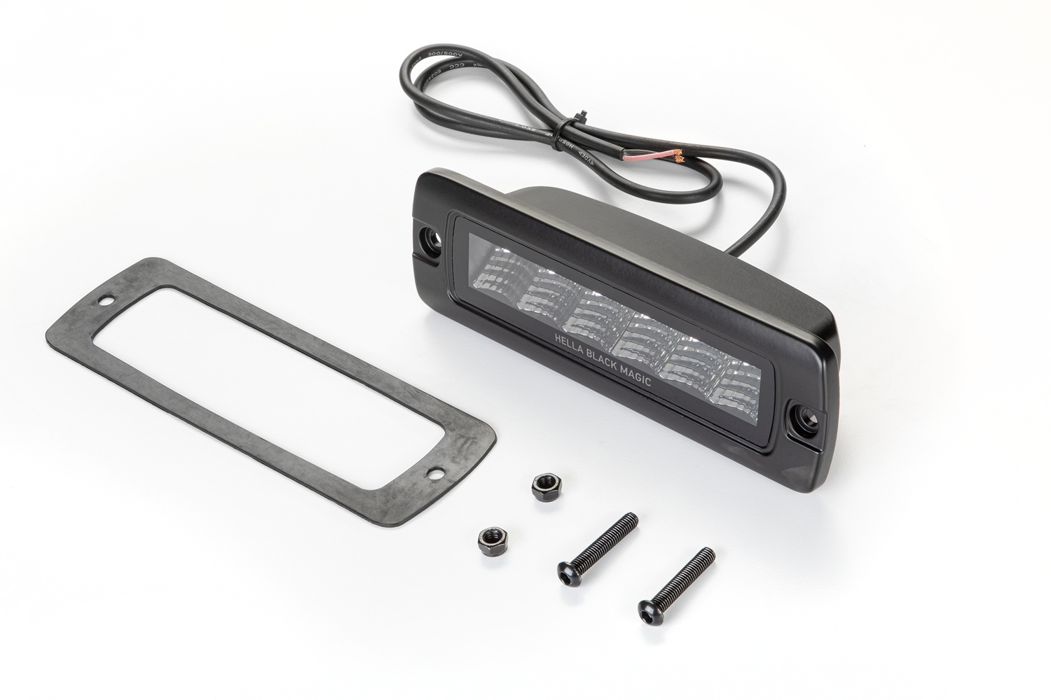 Hella 1FJ 358 196-511 LED-verstraler - Black Magic 32 - 12/24V - slank - referentienummer: 50 - montage / schroefaansluiting - lichtschijf kleur: glashelder - kabel: 2000mm - voorzijde