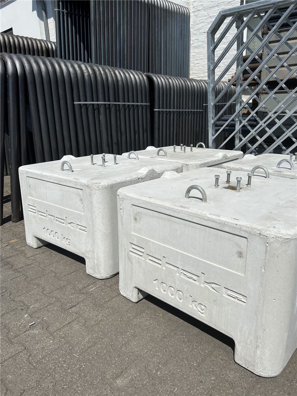 a79a5df4-0b3e-42f6-bbaa-7dda134273dd