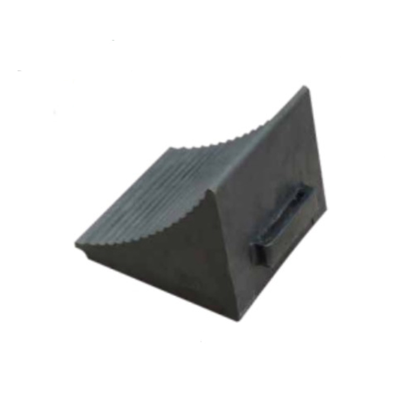 Schake 3393-185 Unterlegkeil schwarz mit drei gelben Streifen

Maße: 285 x 155 x 185 mm